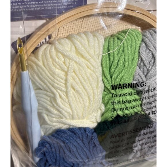 Leisure Arts Punch Needle Kit Mountains Blue Grey White Decorative Hoop & Needle - Picture 5 of 5